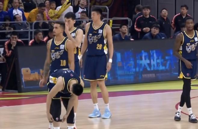 星空官网-主场40分惨败上海，广东宏远创队史第三大输球分差