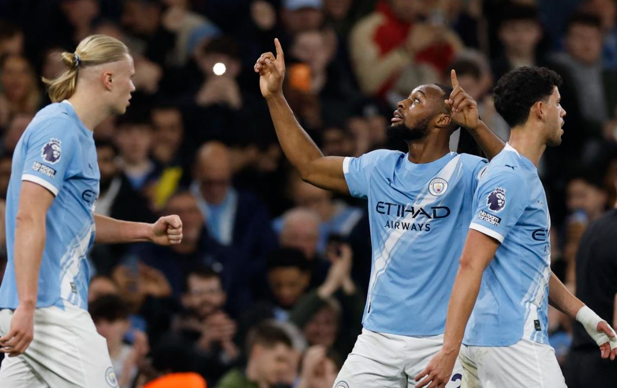 星空官网-一场2-2，改变英超争冠格局，瓜迪奥拉气炸了：争冠形势恶化