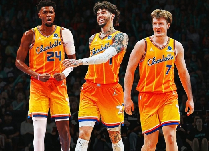 星空体育app-联盟第1！联盟第2！NBA新水花兄弟诞生，他要抢三分王
